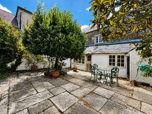11PP_Garden- click for photo gallery